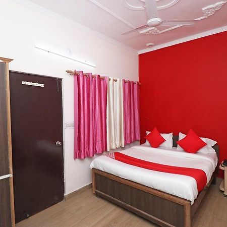 Отель Oyo 27750 Bhagwati Residency Mirzapur Экстерьер фото