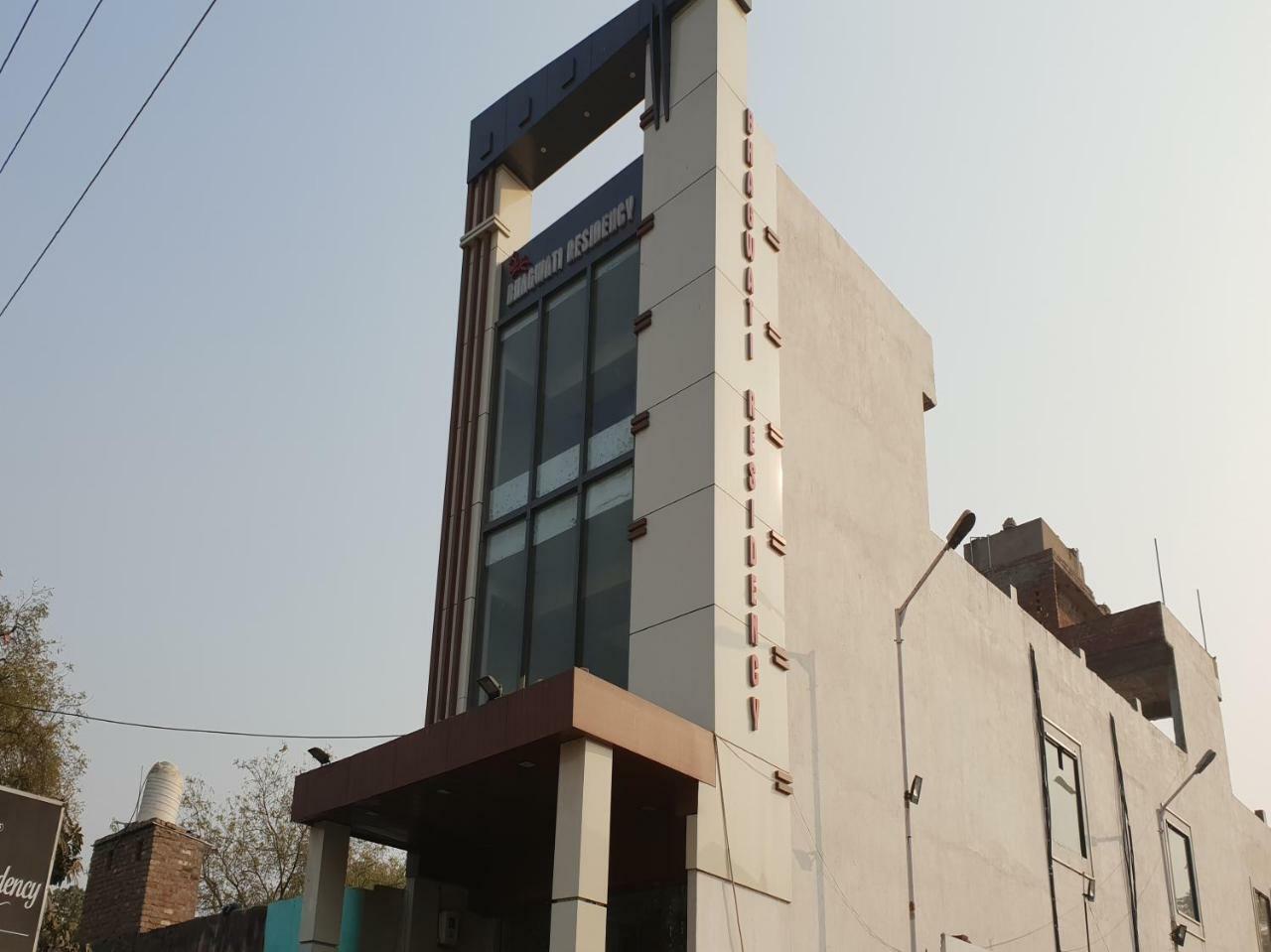 Отель Oyo 27750 Bhagwati Residency Mirzapur Экстерьер фото
