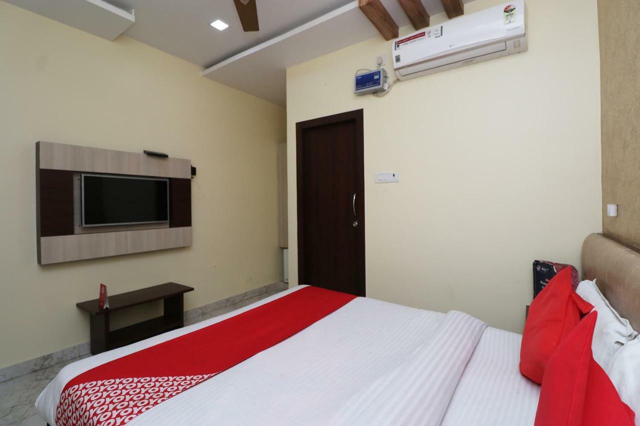 Отель Oyo 27750 Bhagwati Residency Mirzapur Экстерьер фото